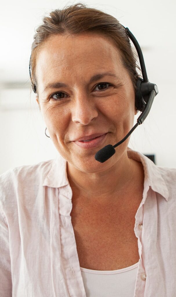 agent_delivering_Secure_Healthcare_Contact_Center_support
